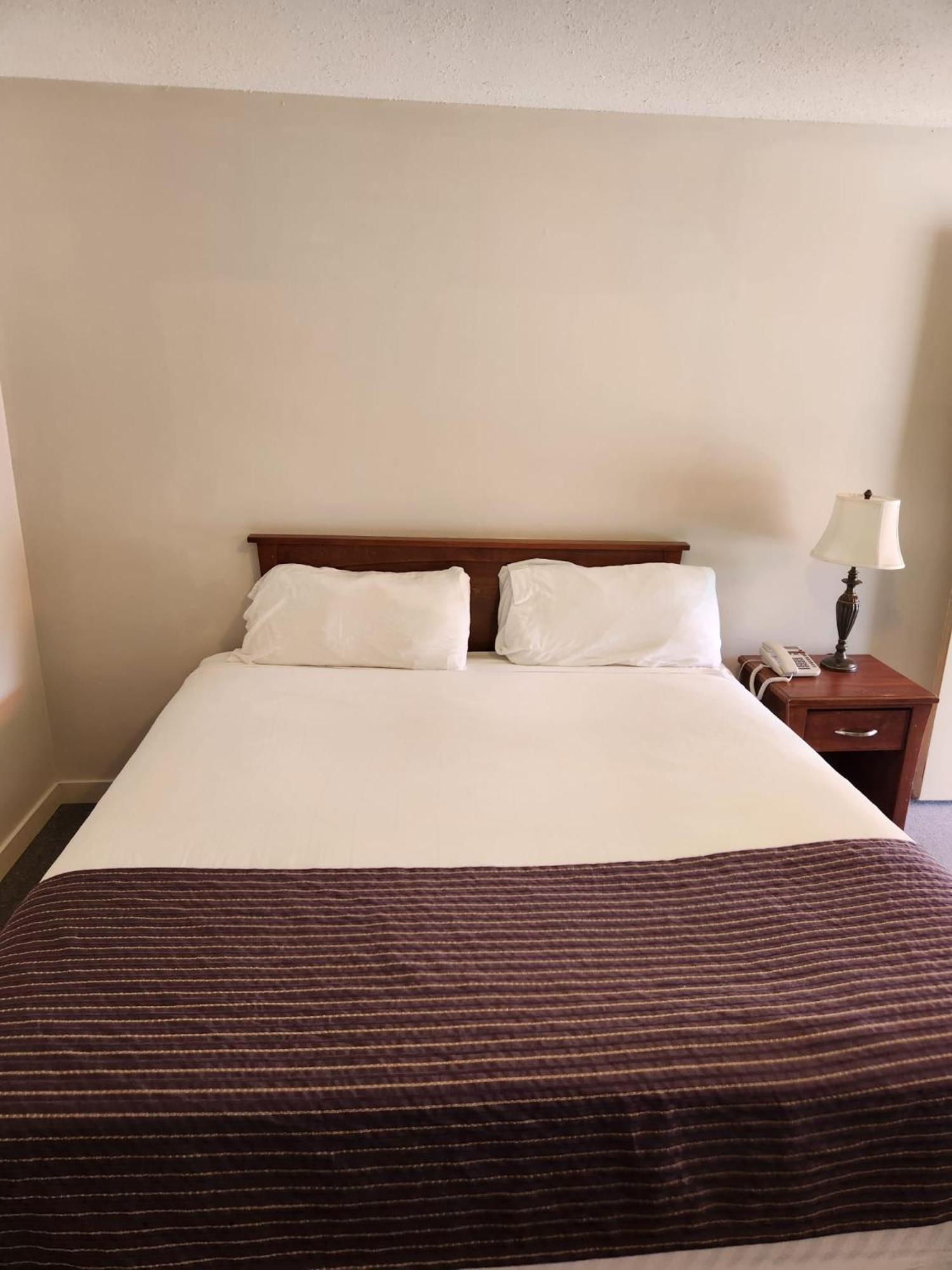 Grantview Inn Суррей Экстерьер фото